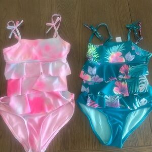Justice bathing suit bundle, VVGUC, no piling.